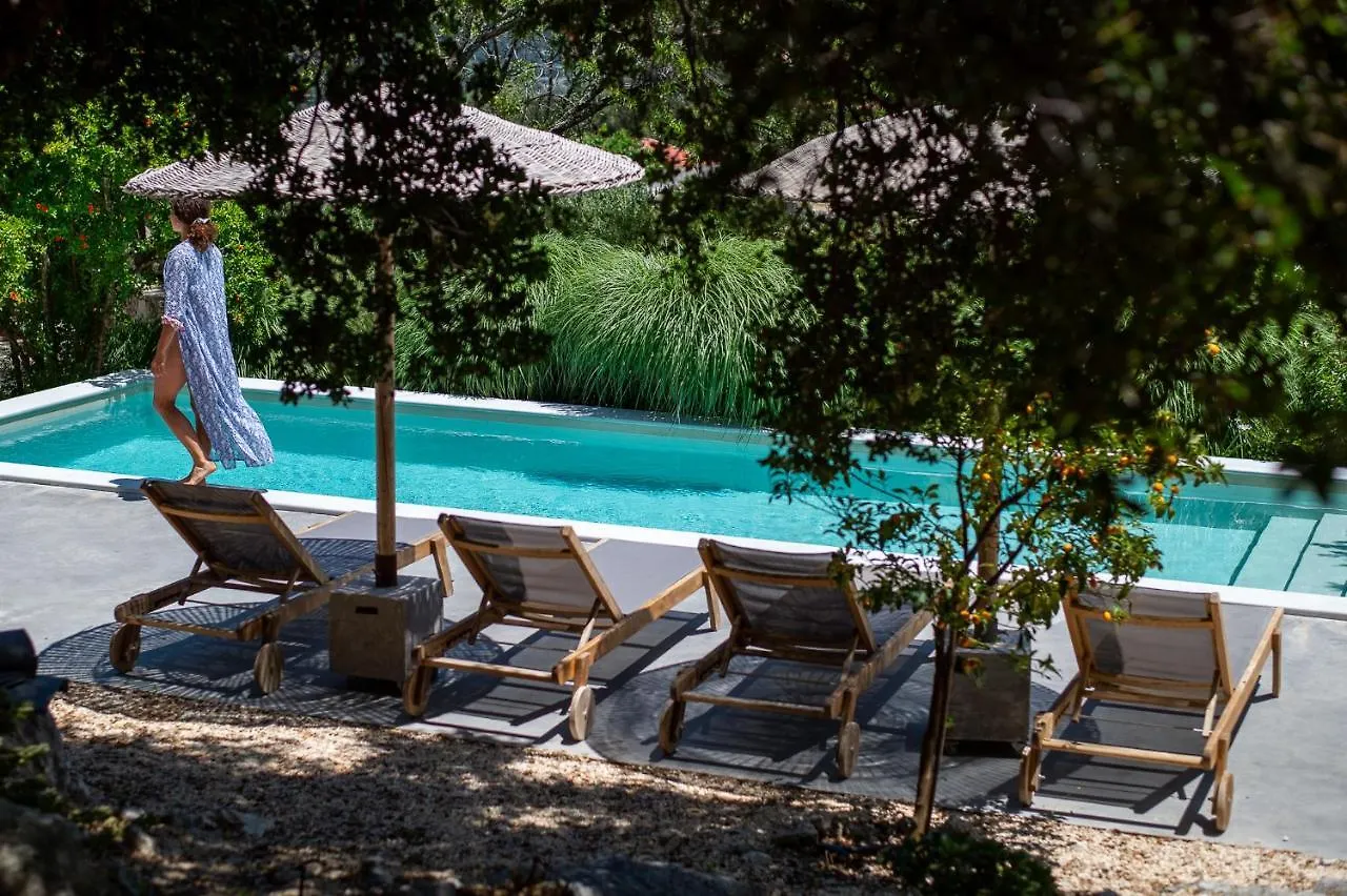 Villa Arterravilla, A Hidden Sanctuary. Makriotika Greece