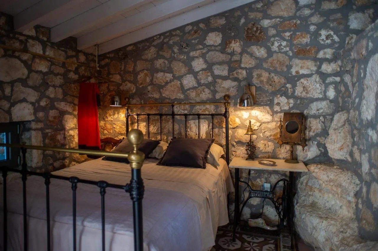 Arterravilla, A Hidden Sanctuary. Makriotika Greece