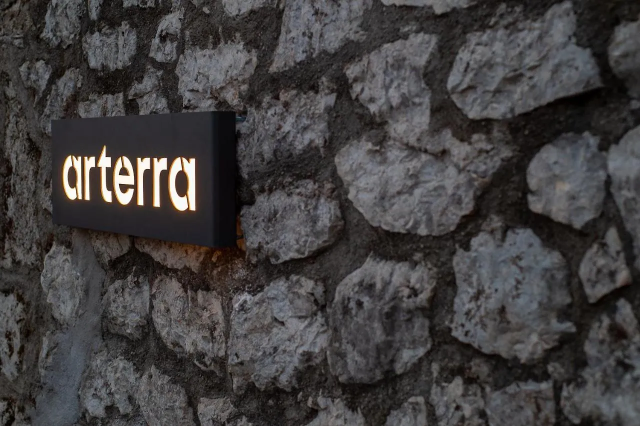 Arterravilla, A Hidden Sanctuary. Makriotika